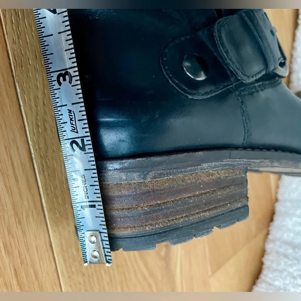 Clarks Majorca Isle leather side zip boots Sz 8 Wmns mid calf Black Moto Biker - Picture 11 of 11